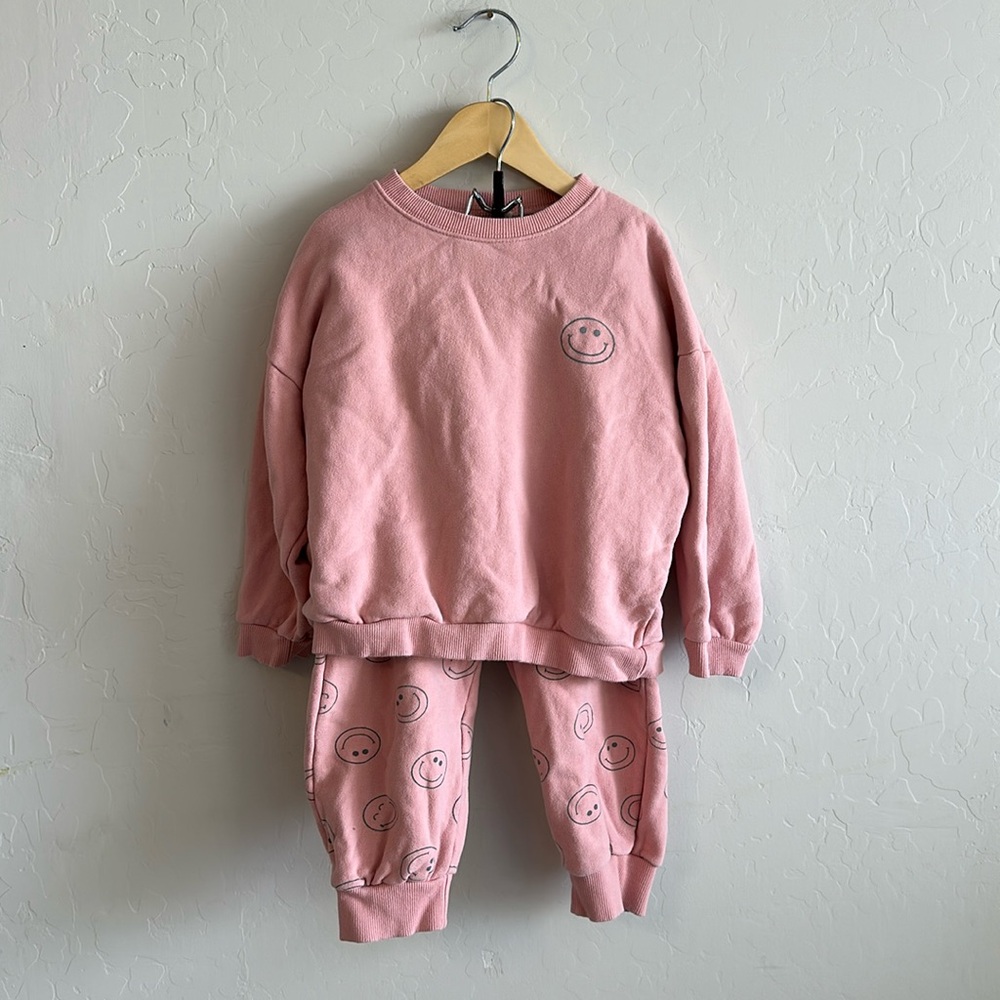 Kids smiley face sweat set.